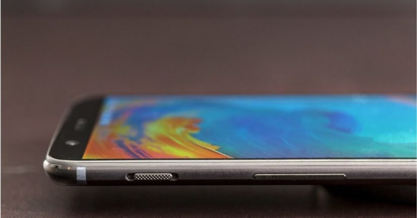 OnePlus 5T, uscita, recensione, scheda tecnica dello smartphone a18:9