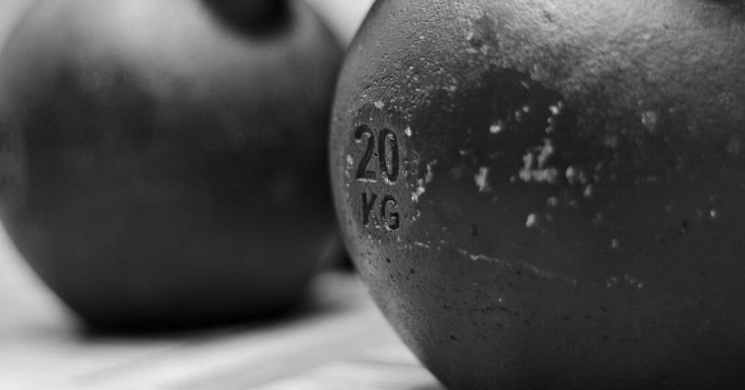 kettlebell a carico variabile